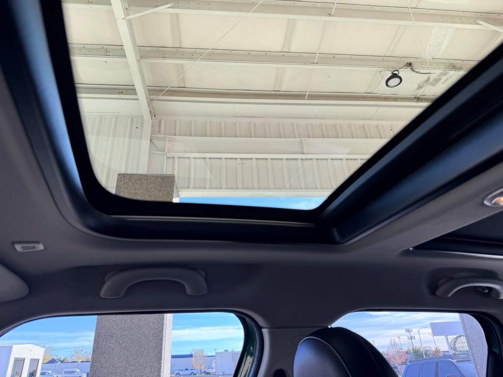 2022 MINI Cooper Image 15