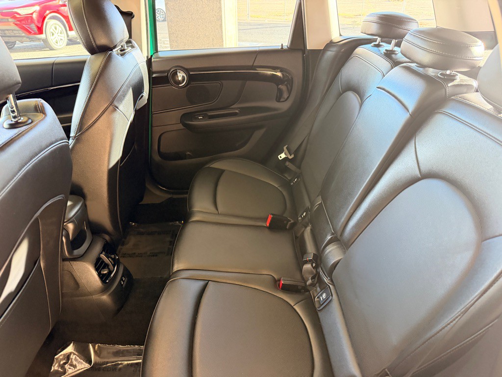 2022 MINI Cooper Image 18