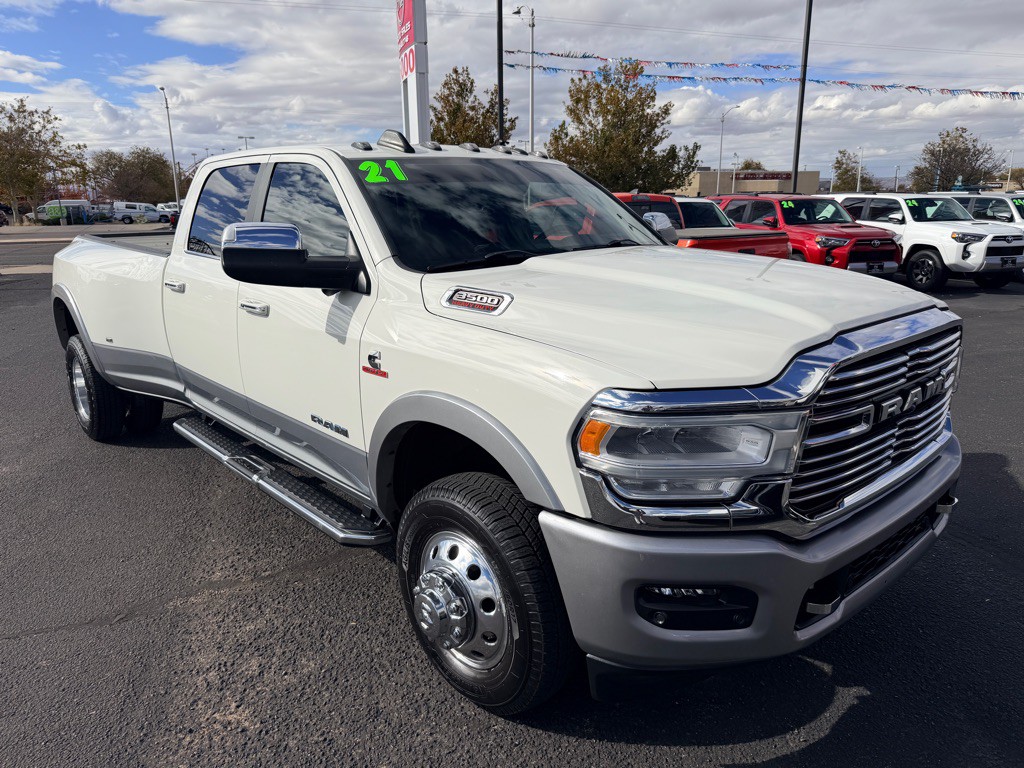 2021 RAM 3500 Image 4