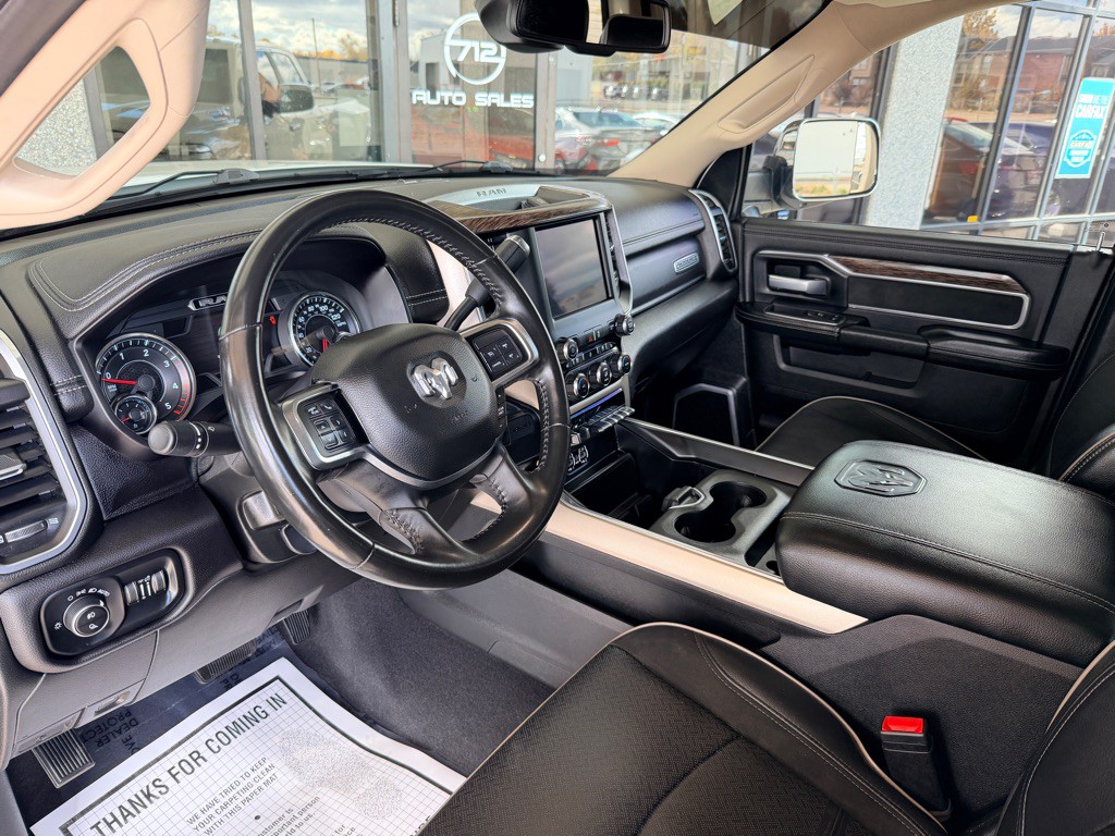 2021 RAM 3500 Image 8