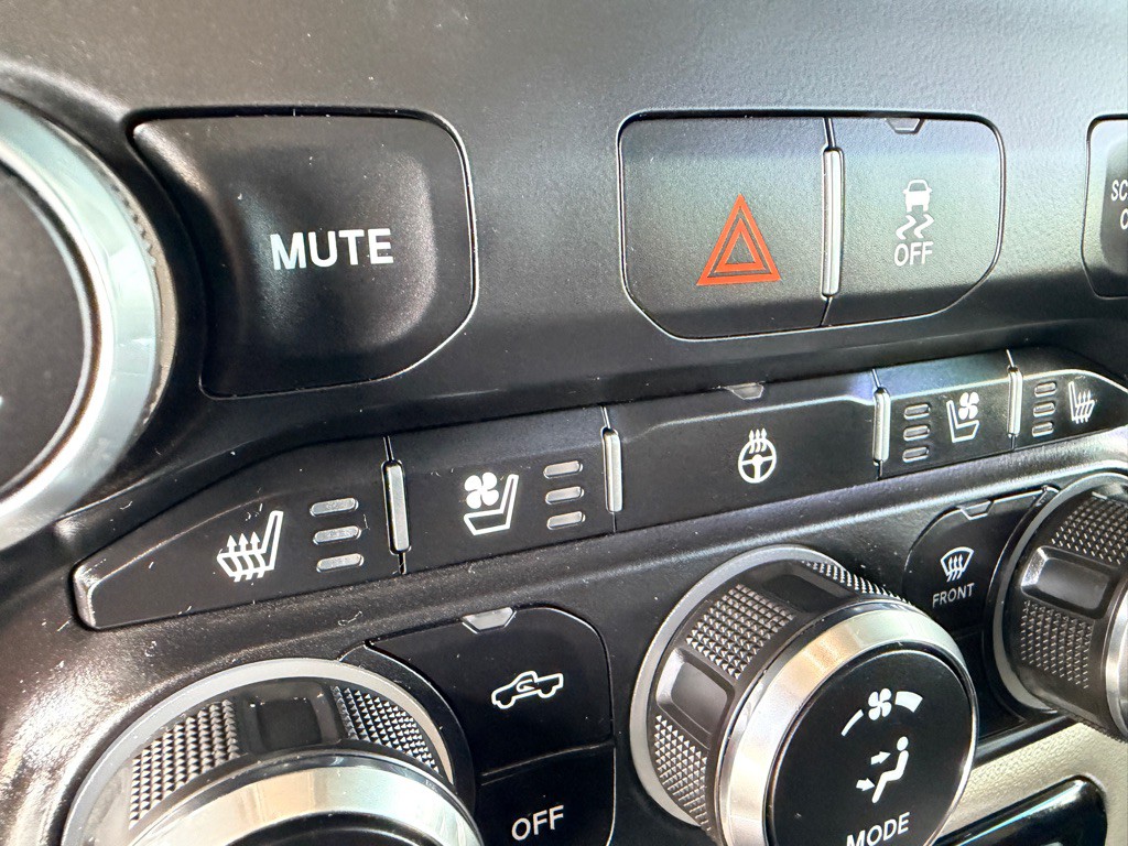 2021 RAM 3500 Image 13