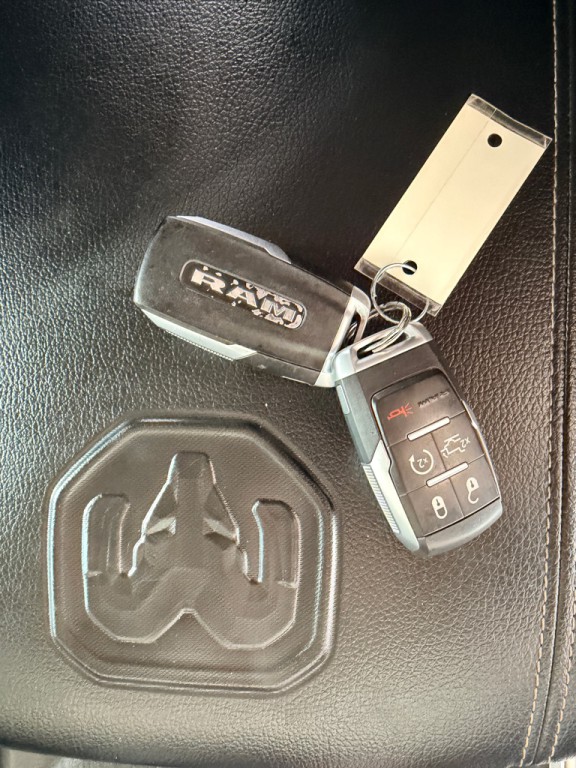 2021 RAM 3500 Image 15