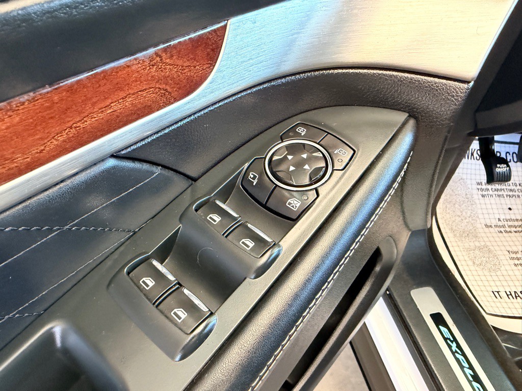 2017 Ford Explorer Image 5