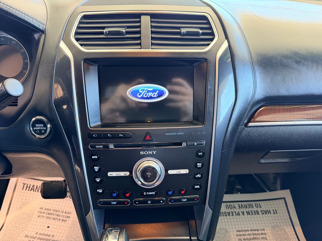 2017 Ford Explorer Image 14