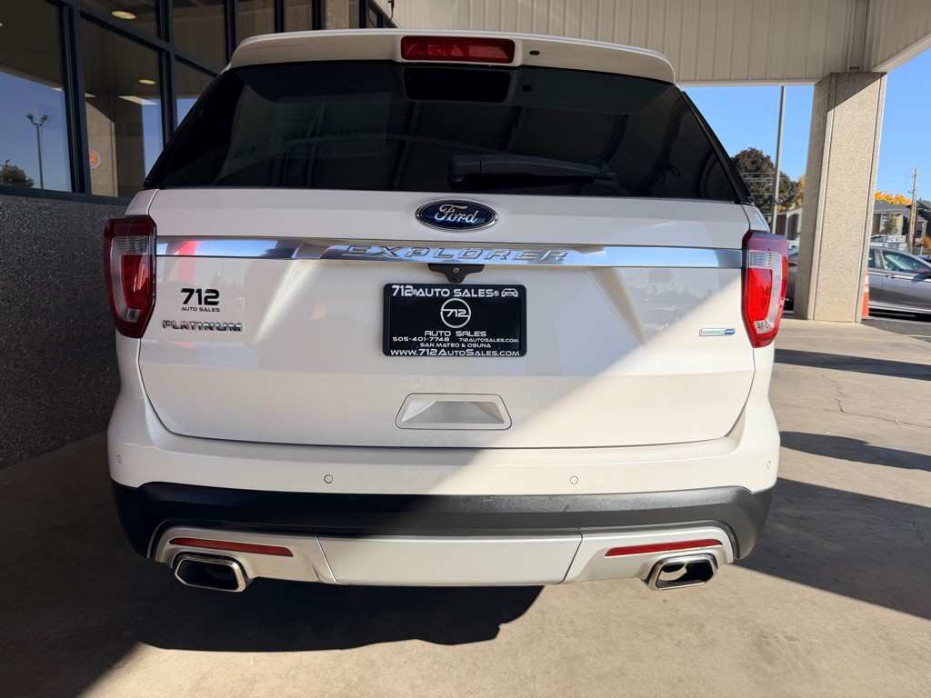 2017 Ford Explorer Image 40