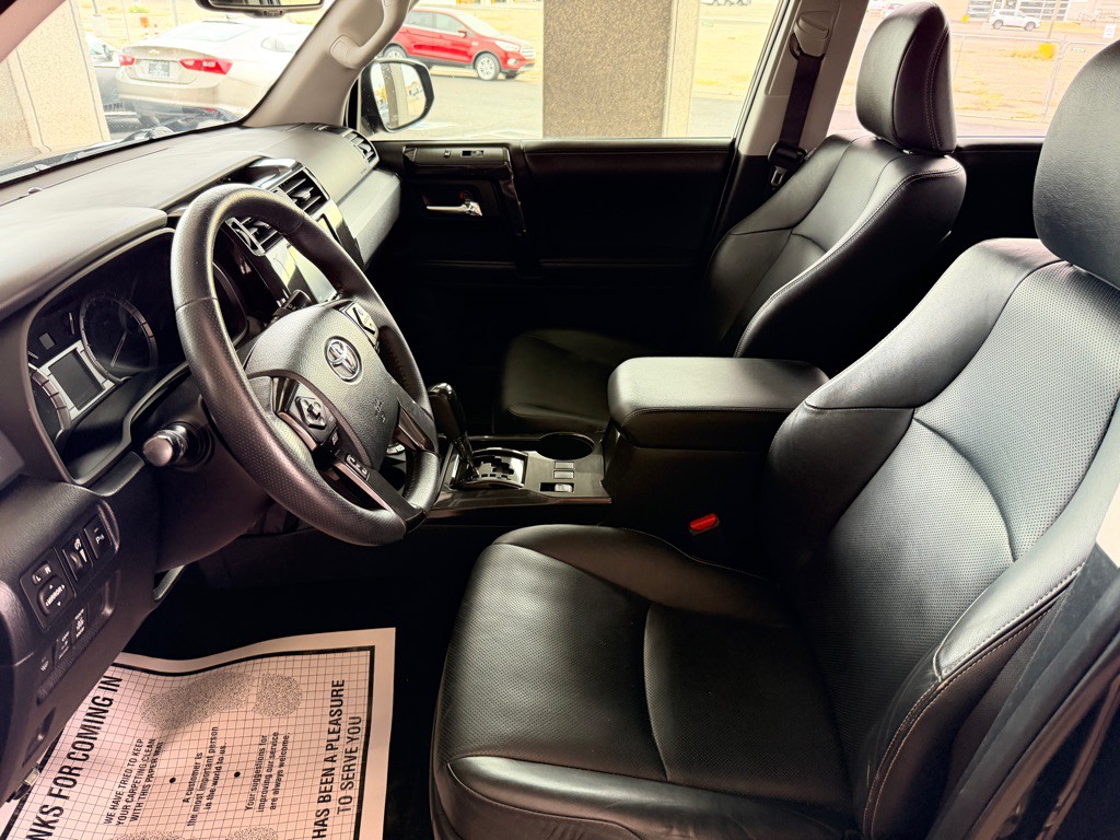 2019 Toyota 4Runner Image 6