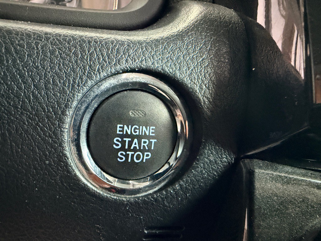 2019 Toyota 4Runner Image 11