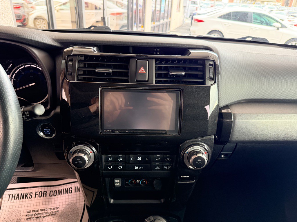 2019 Toyota 4Runner Image 12