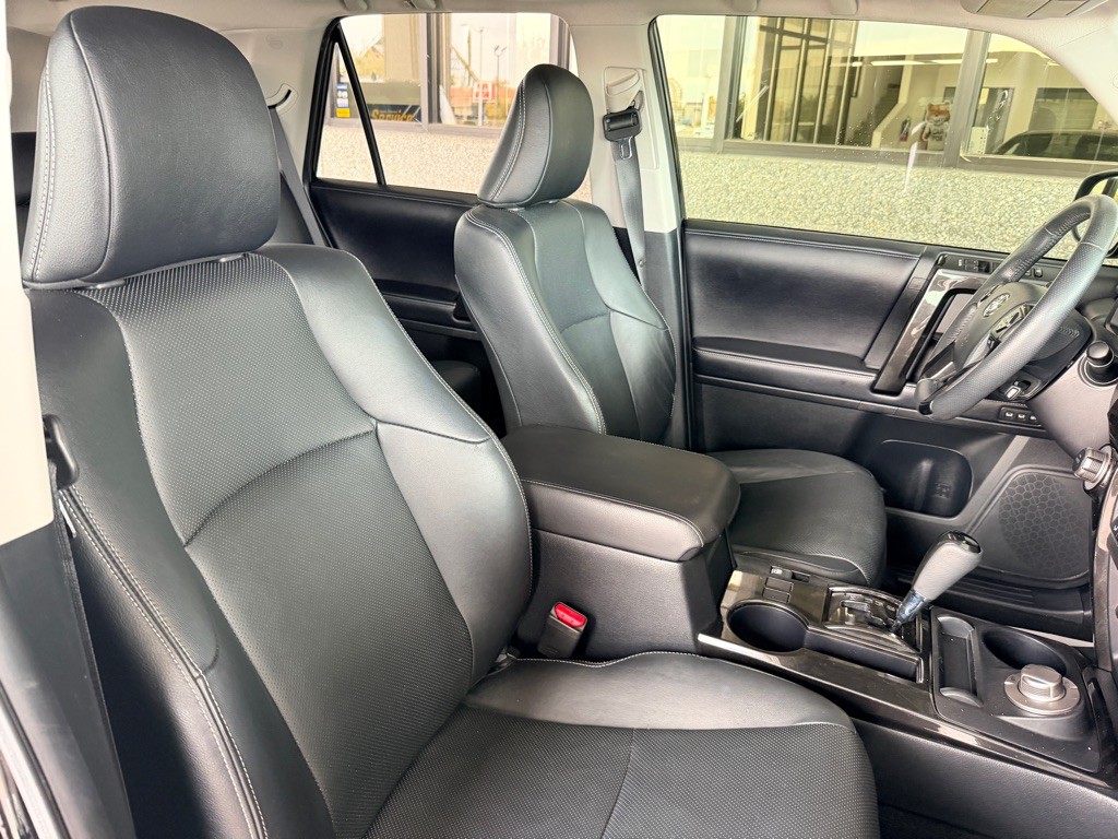 2019 Toyota 4Runner Image 22