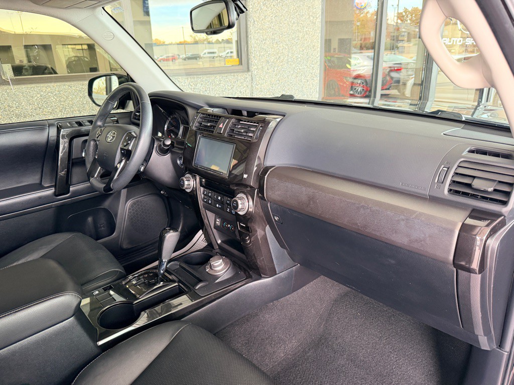 2019 Toyota 4Runner Image 23