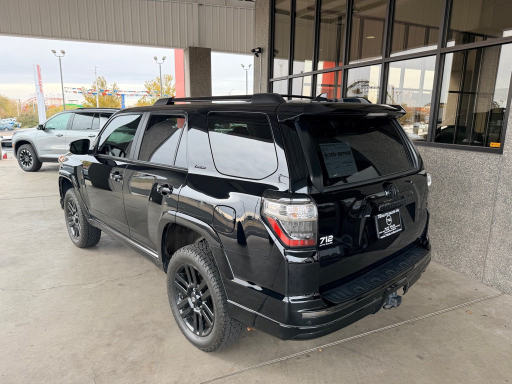 2019 Toyota 4Runner Image 34