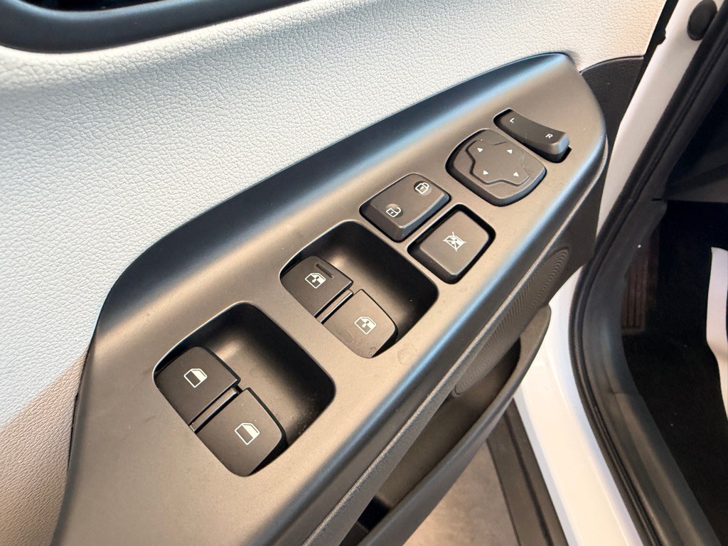 2022 Hyundai Kona Image 5