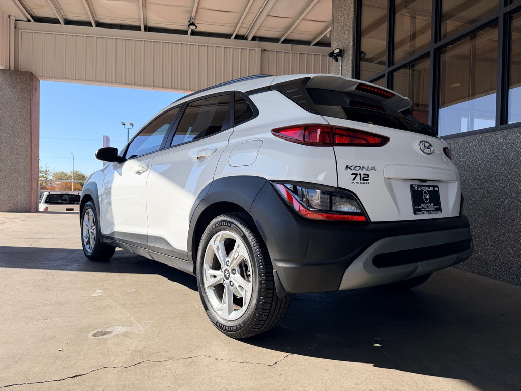 2022 Hyundai Kona Image 30