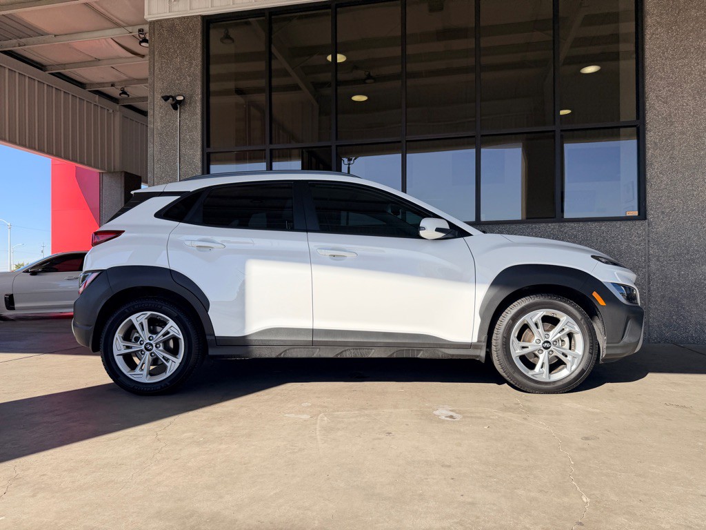 2022 Hyundai Kona Image 38