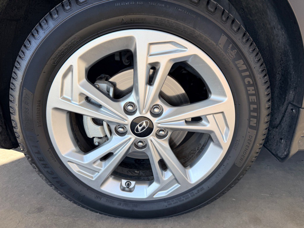 2022 Hyundai Kona Image 43