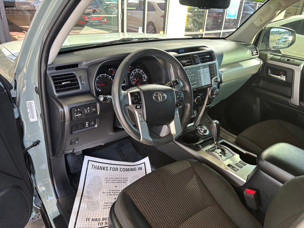 2022 Toyota 4Runner Image 6