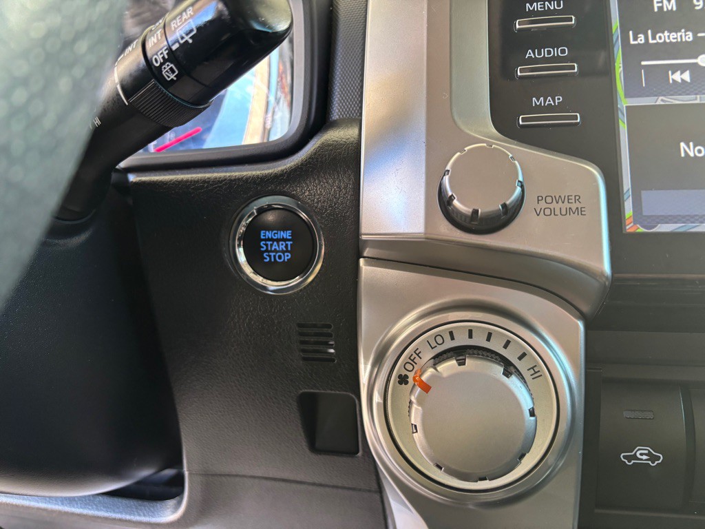 2022 Toyota 4Runner Image 12