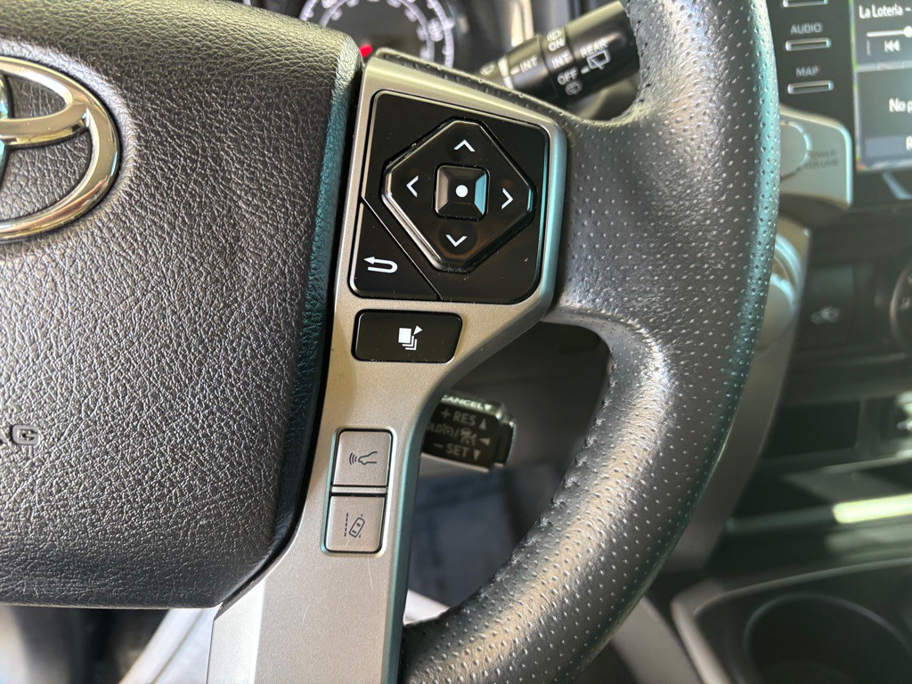 2022 Toyota 4Runner Image 13