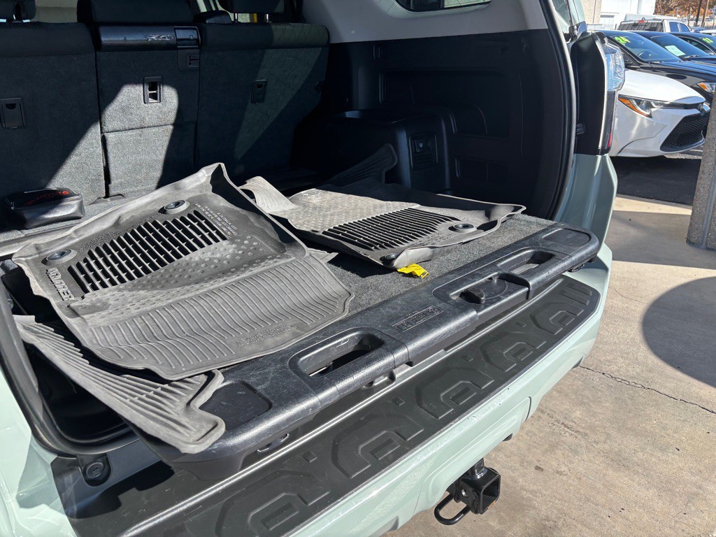 2022 Toyota 4Runner Image 22