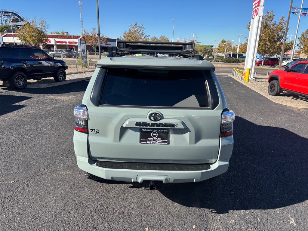 2022 Toyota 4Runner Image 37