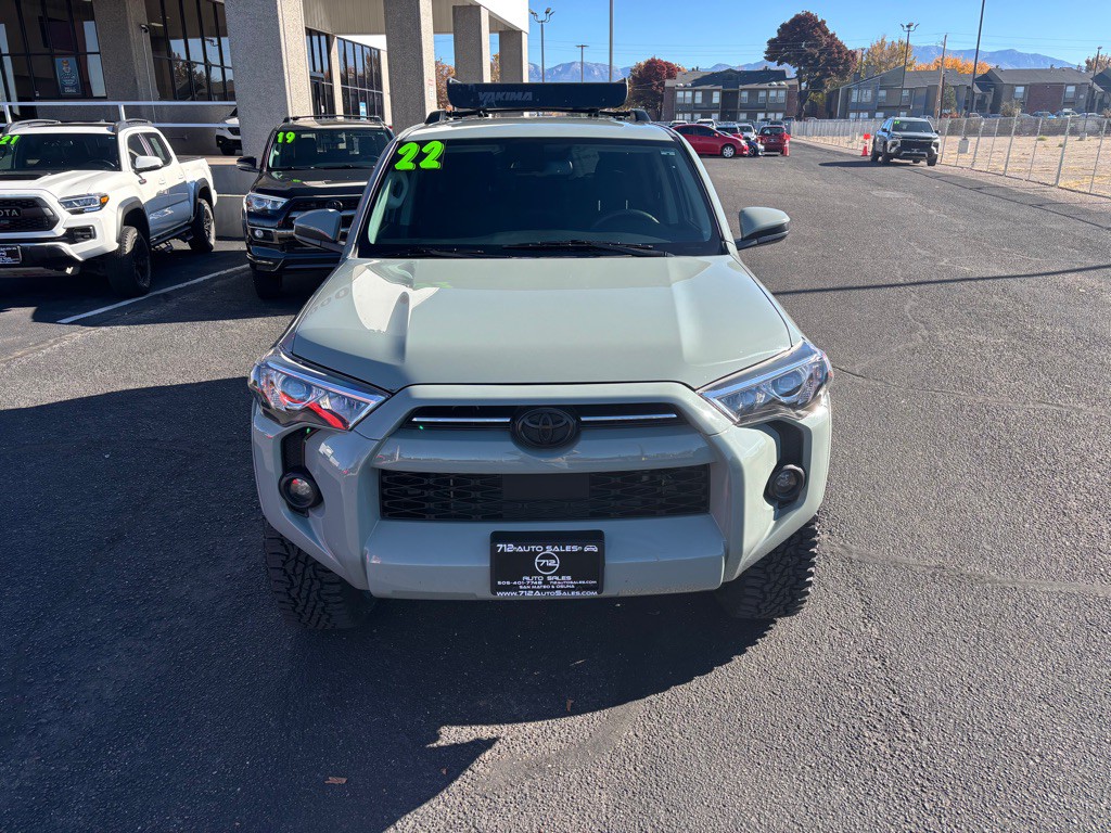 2022 Toyota 4Runner Image 45