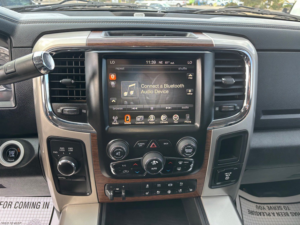 2015 RAM 2500 Image 11