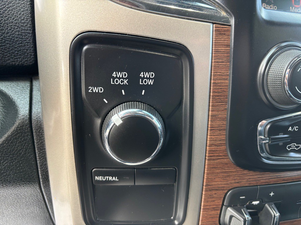 2015 RAM 2500 Image 12