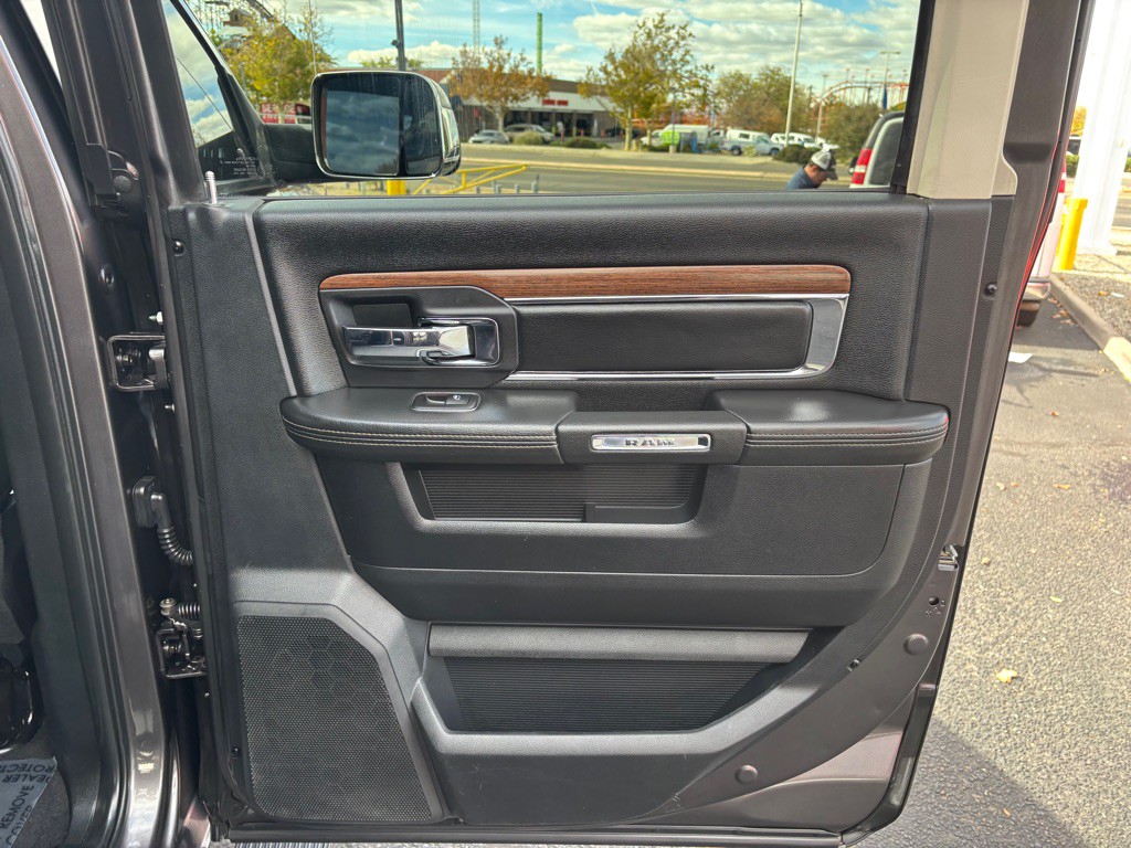 2015 RAM 2500 Image 22