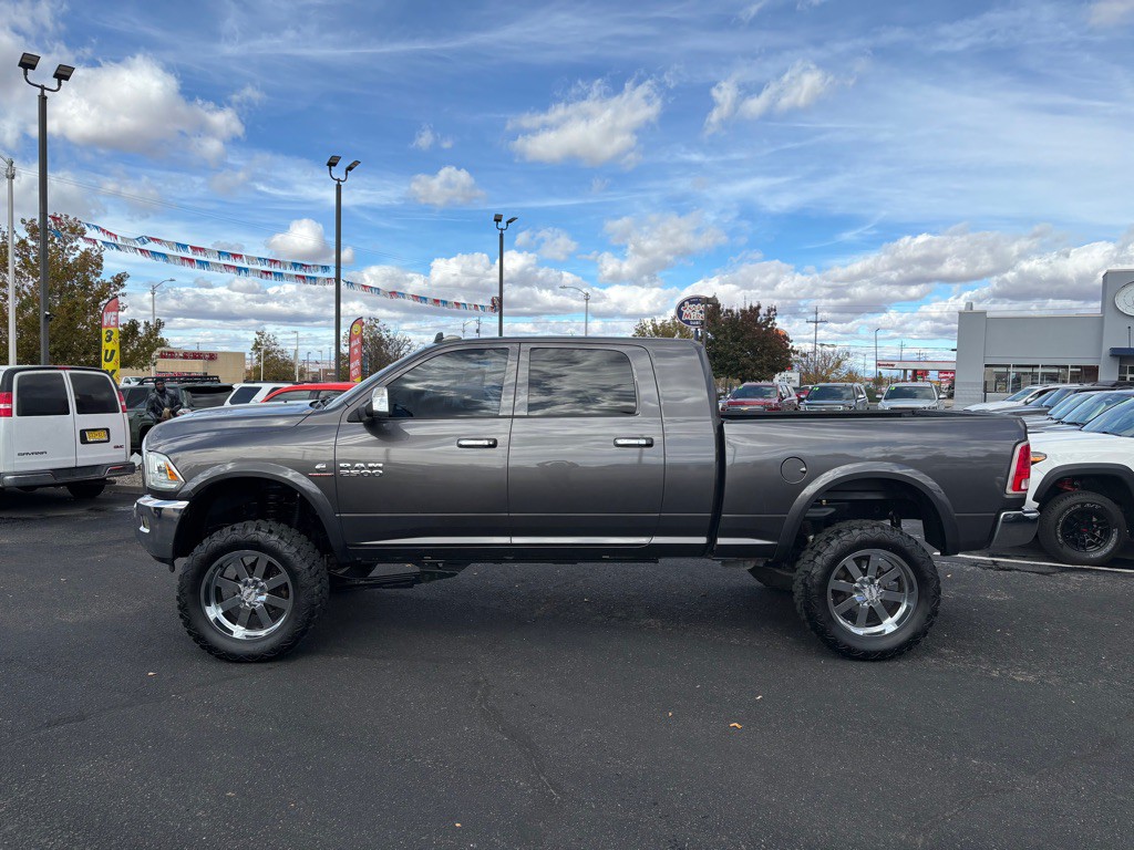 2015 RAM 2500 Image 40