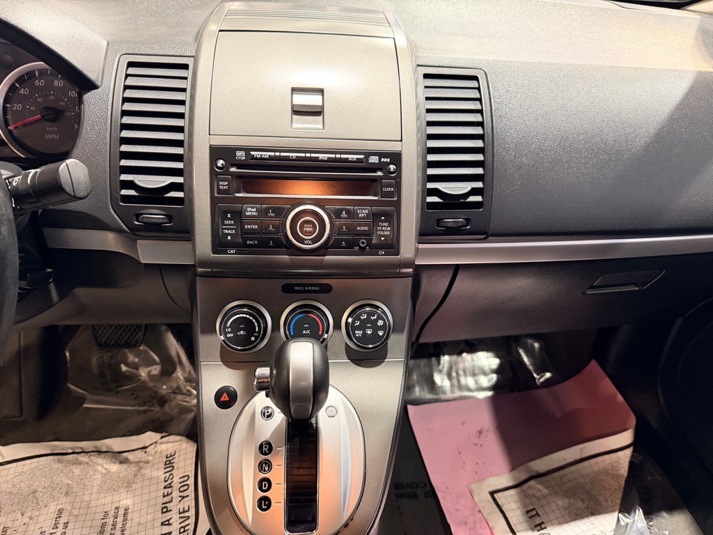 2012 Nissan Sentra Image 12