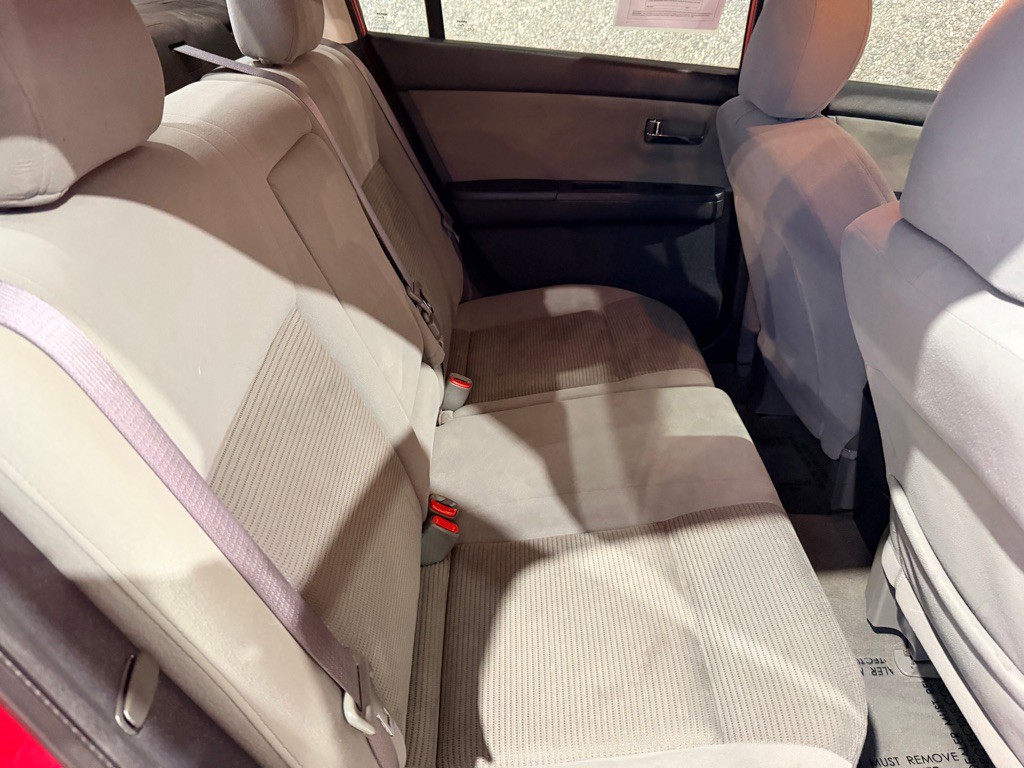 2012 Nissan Sentra Image 16