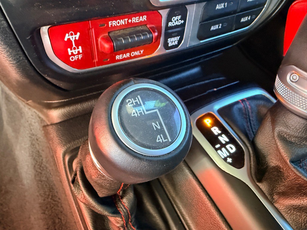 2020 Jeep Gladiator Image 12