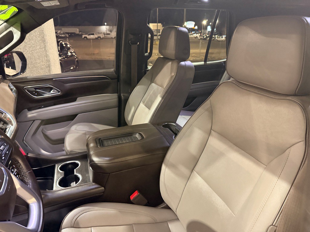 2023 GMC Yukon Image 9