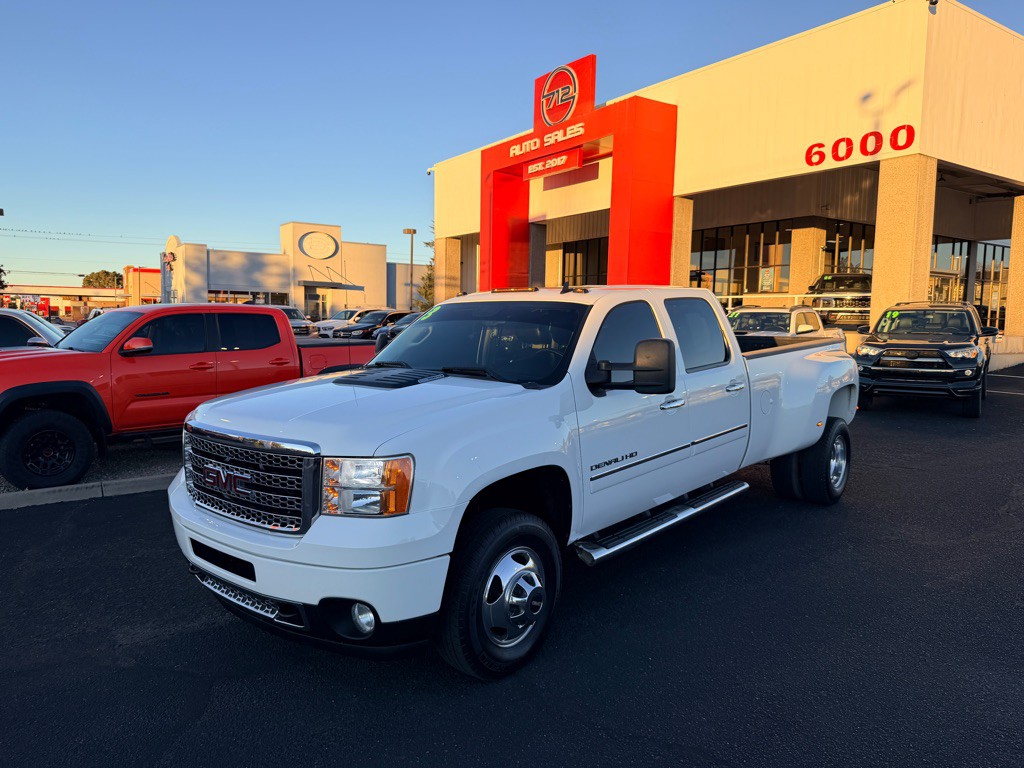 2013 GMC Sierra Image 1