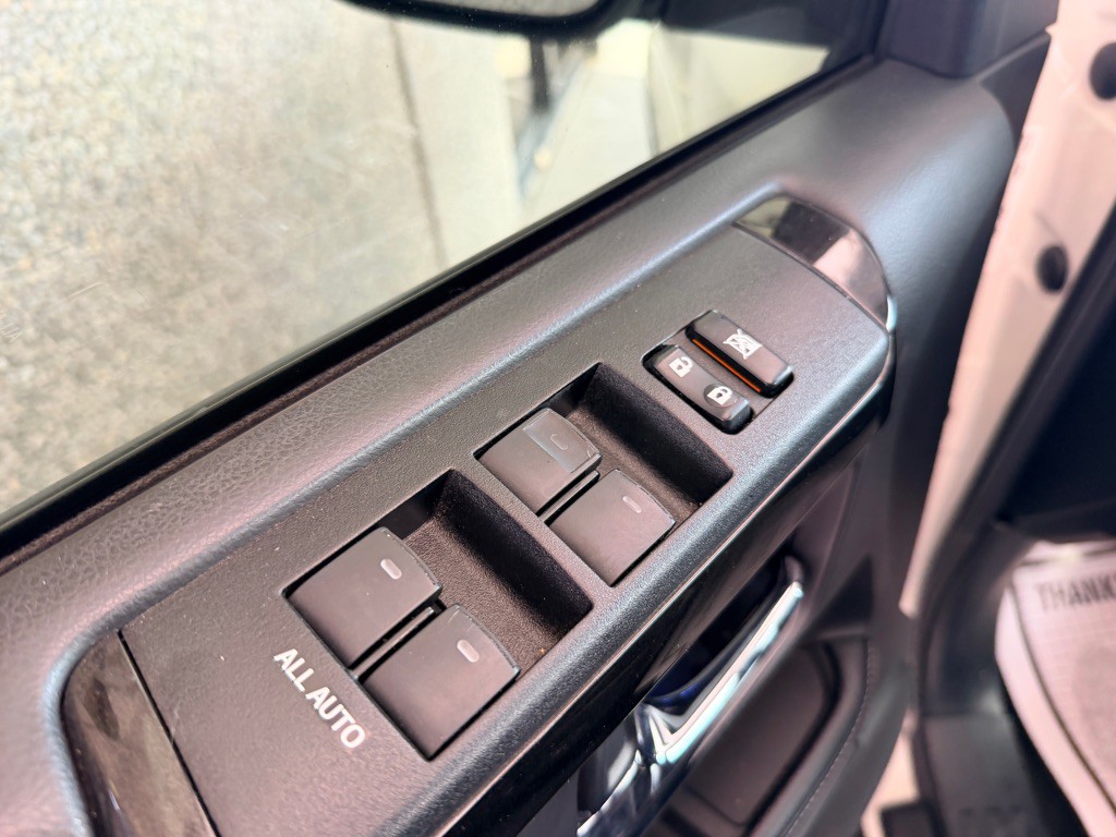 2019 Toyota 4Runner Image 5