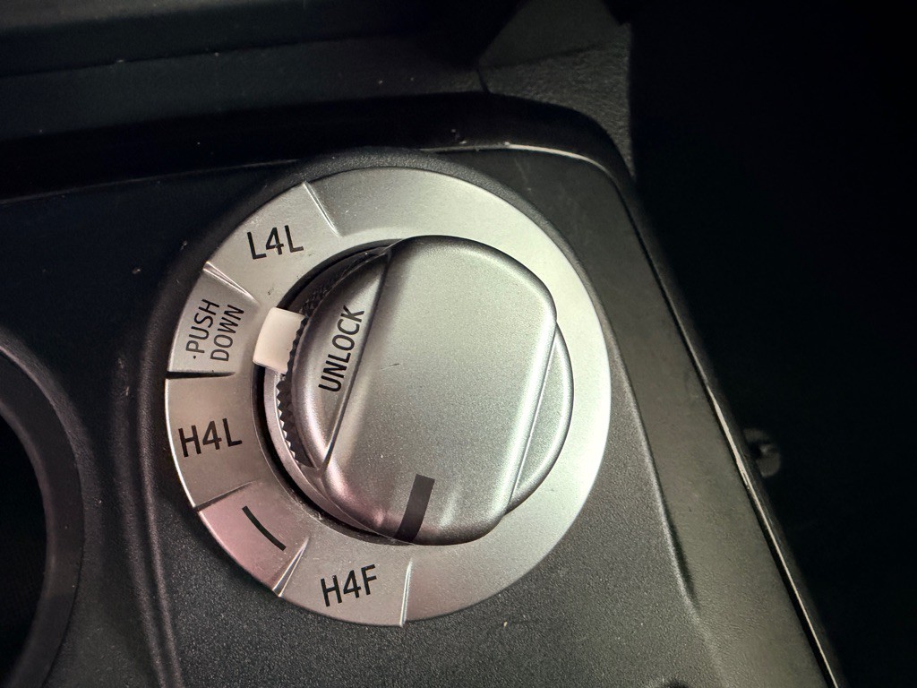 2019 Toyota 4Runner Image 15