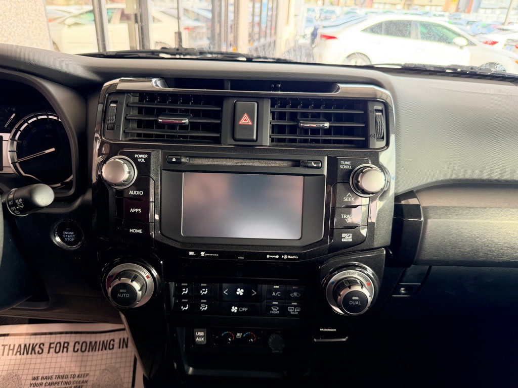 2019 Toyota 4Runner Image 16