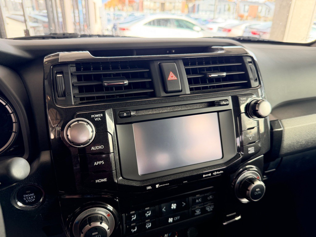 2019 Toyota 4Runner Image 17