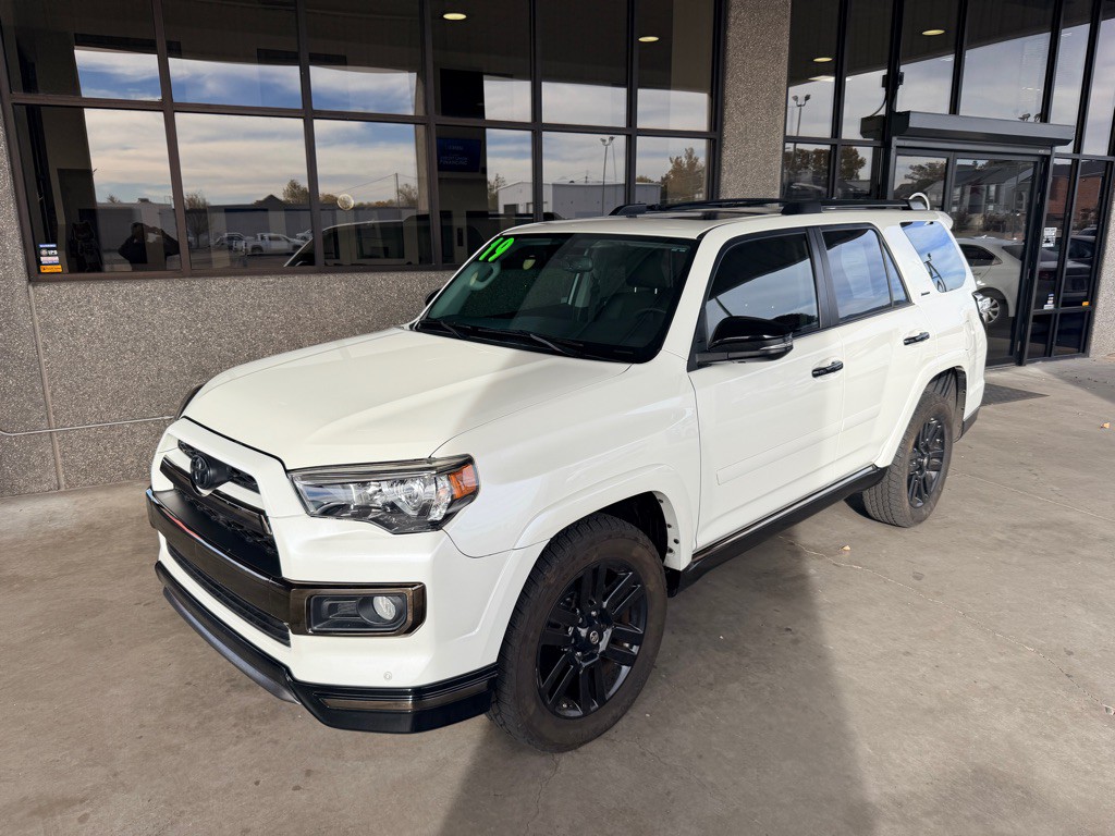 2019 Toyota 4Runner Image 28