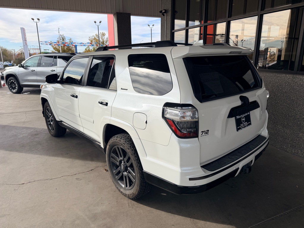 2019 Toyota 4Runner Image 34