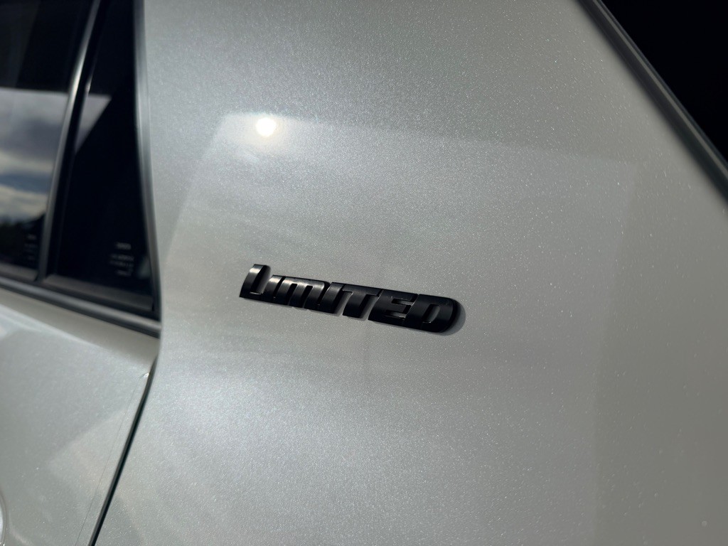 2019 Toyota 4Runner Image 36