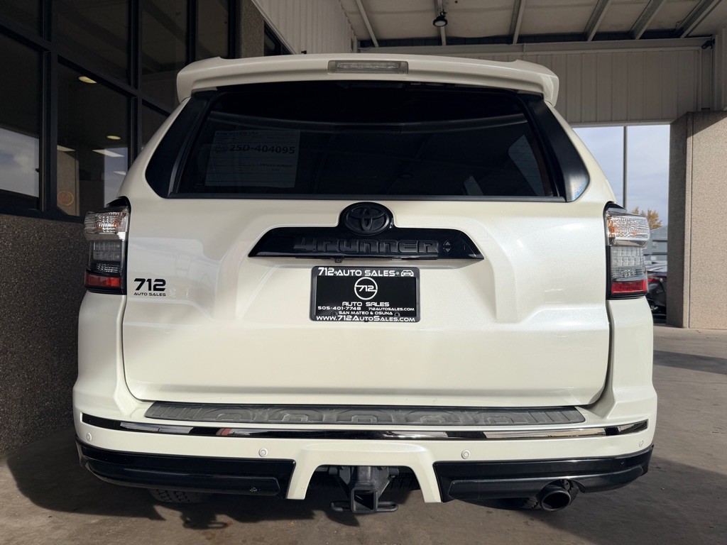 2019 Toyota 4Runner Image 38