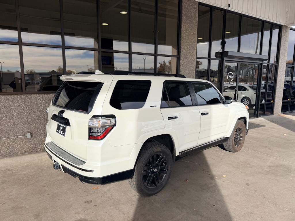 2019 Toyota 4Runner Image 39