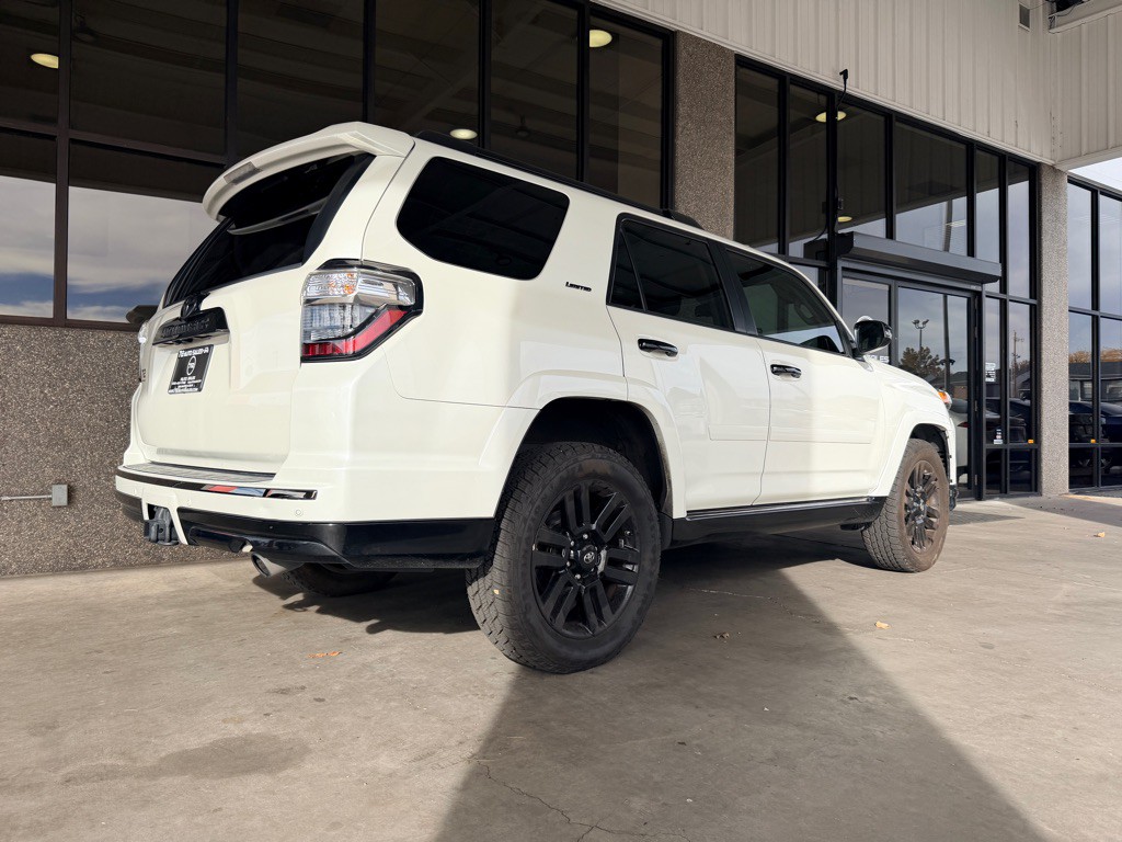 2019 Toyota 4Runner Image 40