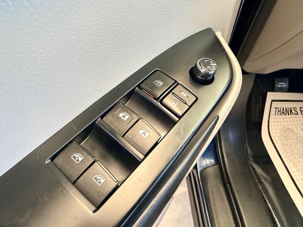 2015 Toyota Highlander Image 5