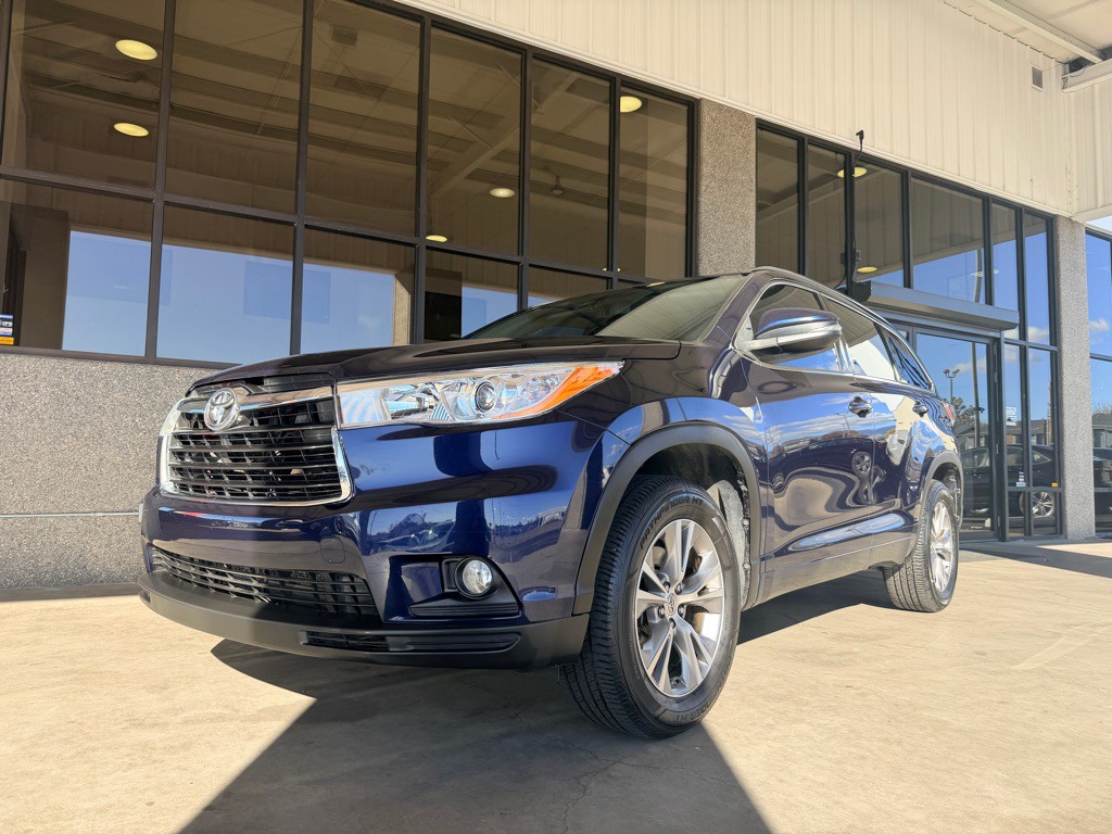 2015 Toyota Highlander Image 32