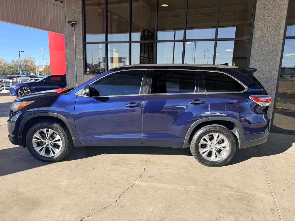 2015 Toyota Highlander Image 33