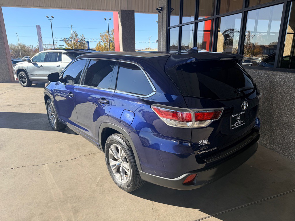 2015 Toyota Highlander Image 35