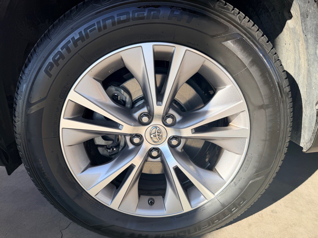 2015 Toyota Highlander Image 47