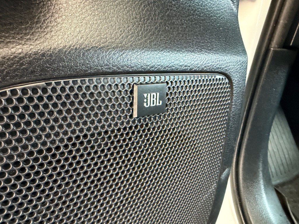 2020 Toyota Tacoma Image 6